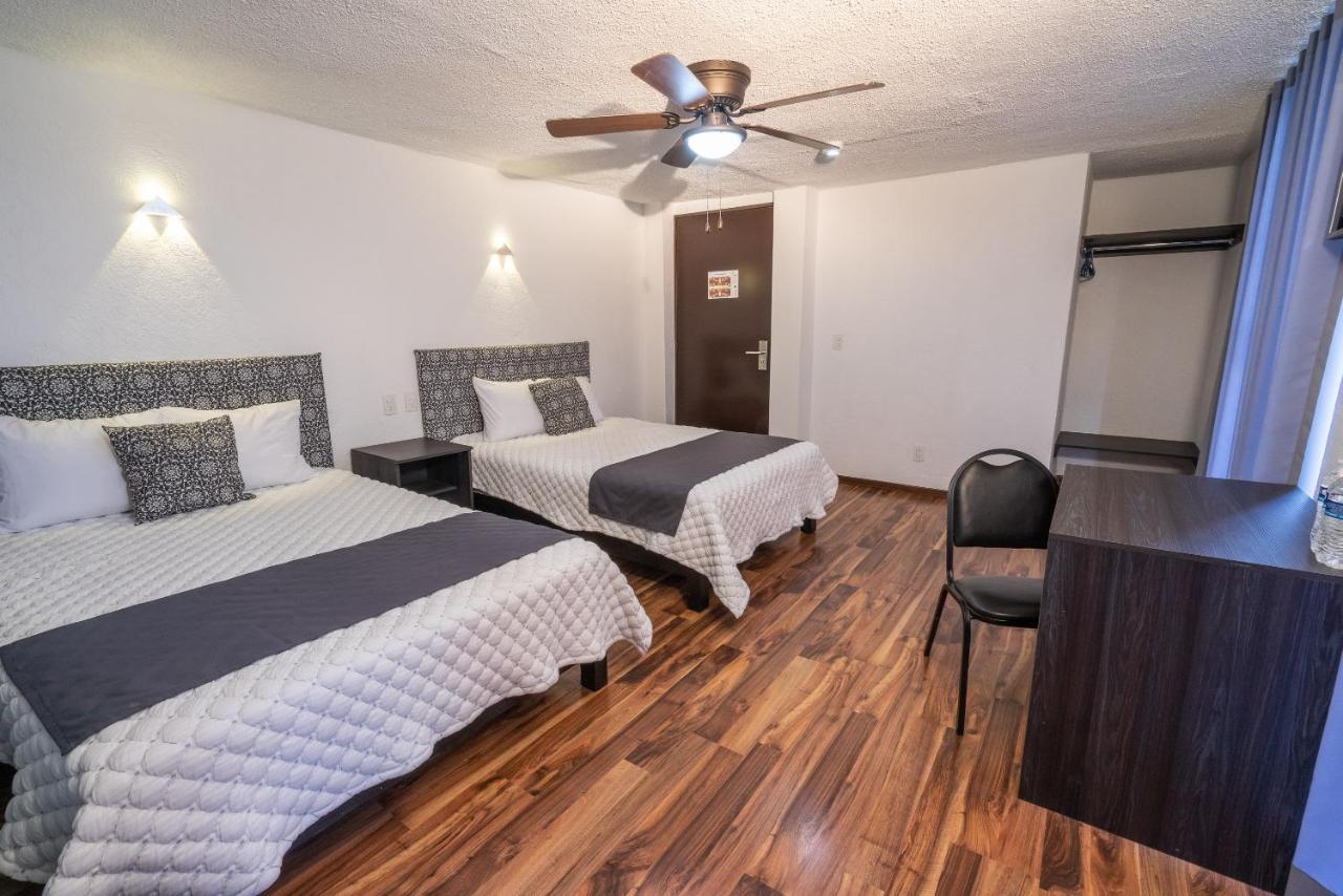 Hotel Delf-Inn Куернавака Екстериор снимка